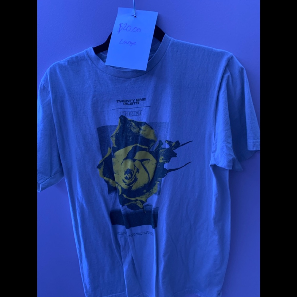 Twenty one pilots t-shirt